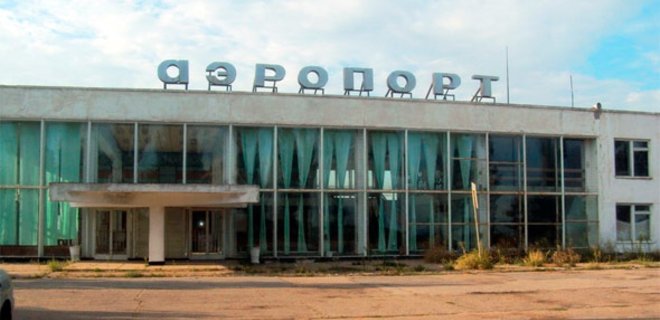 В Бердянске горсовет снял с повестки дня вопрос аренды аэродрома - Фото