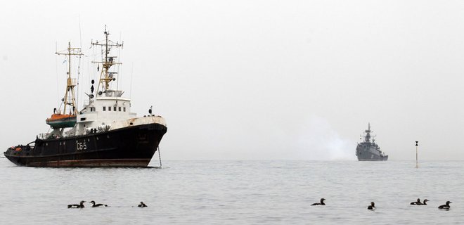 У берегов Латвии зафиксированы корабли и подлодка ВМФ России - Фото