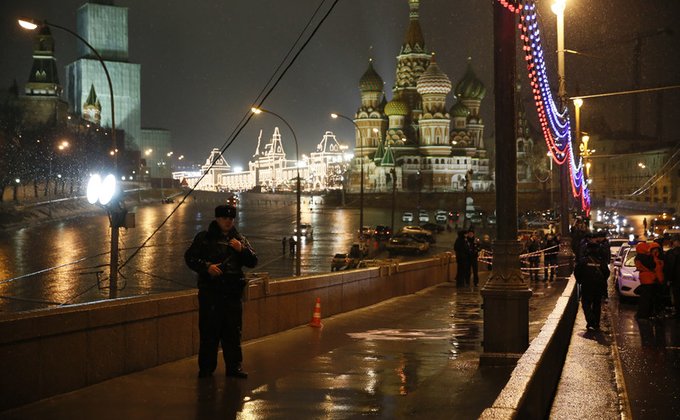 В Москве застрелили Бориса Немцова: фото с места происшествия