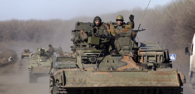 За сутки ранены трое украинских военных - СНБО - Фото