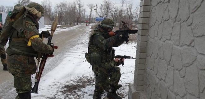 Один украинский боец погиб и 4 ранены за сутки - карта АТО - Фото