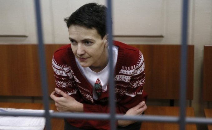 Как держится Надежда Савченко: фоторепортаж из московского суда