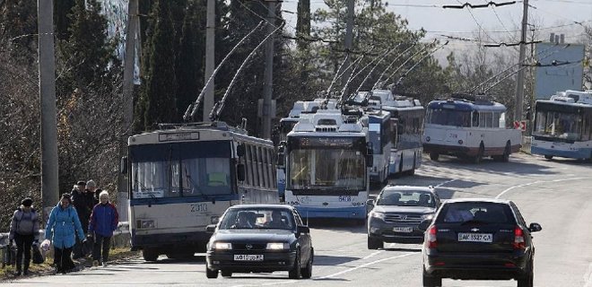 В Симферополе водители троллейбусов устроили забастовку - Фото