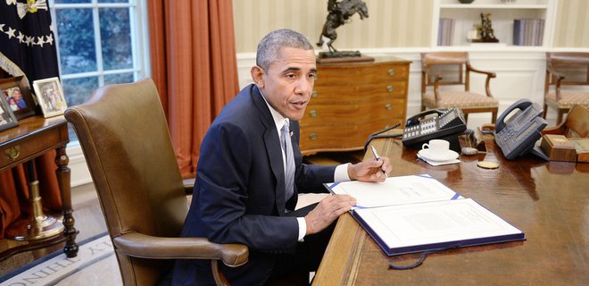 Обама решил пока не поставлять оружие Украине - посол ФРГ - Фото