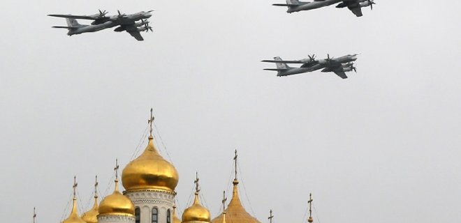 РФ заявила о выходе из договора об обычных вооружениях в Европе - Фото