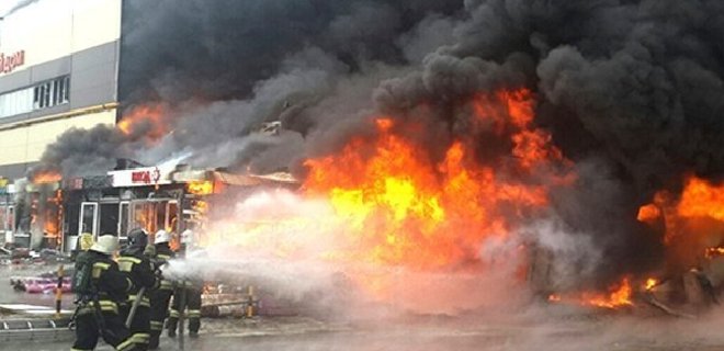 Пожар в Казани: спасатели продолжают поиски пострадавших и жертв - Фото