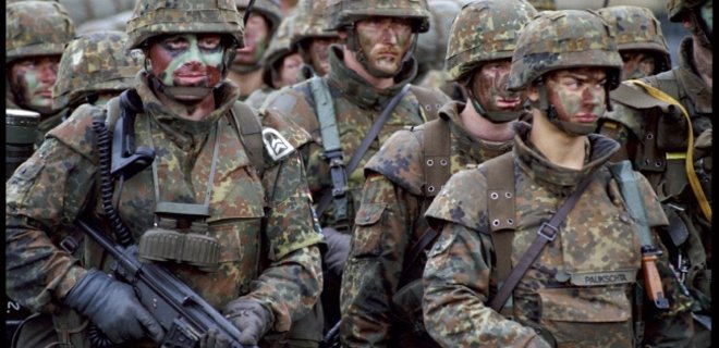 Во Франции начались маневры с участием военных из пяти стран НАТО - Фото