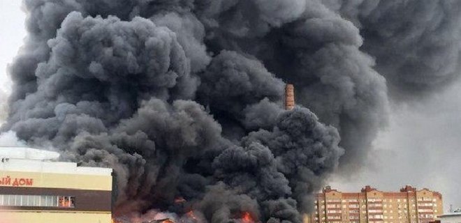 В России число жертв пожара в ТЦ увеличилось до 17 человек - Фото
