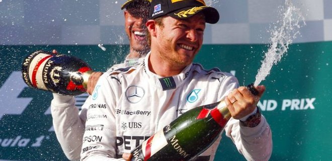 F-1: Льюис Хэмилтон взял первый Гран-при нового сезона - Фото