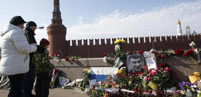 Более трети россиян равнодушны к убийству Немцова - Фото