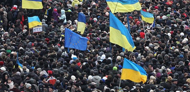 Украинцы ожидают ухудшений в экономике страны в 2015 году - опрос - Фото