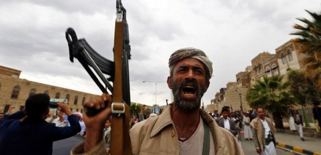 Йеменские мятежники угрожают перекрытием 