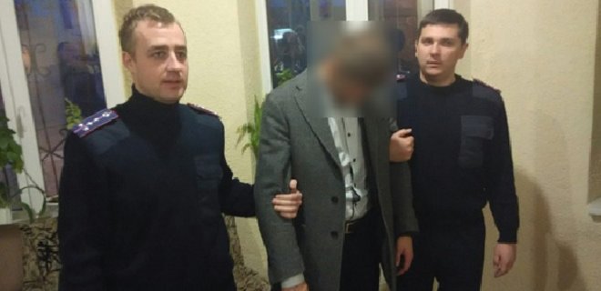 В Харькове за взятку задержали депутата и чиновника горсовета - Фото