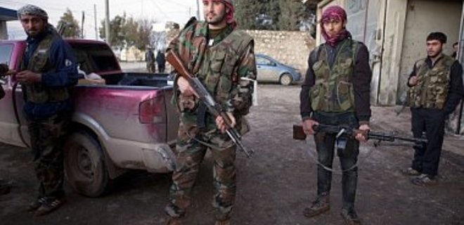 Исламисты, связанные с Аль-Каидой, захватили город Идлиб в Сирии - Фото