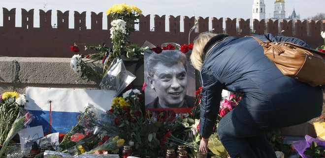 Следствие рассматривает убийство Немцова как заказное - Фото