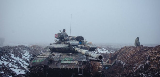 Против сил АТО применили танки и ствольную артиллерию - штаб - Фото