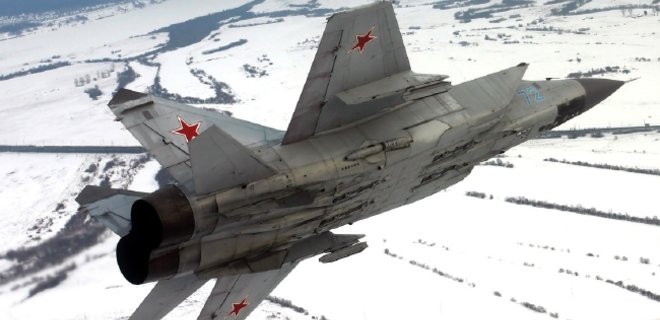 Россия собирается разместить в Арктике истребители МиГ-31 - Фото
