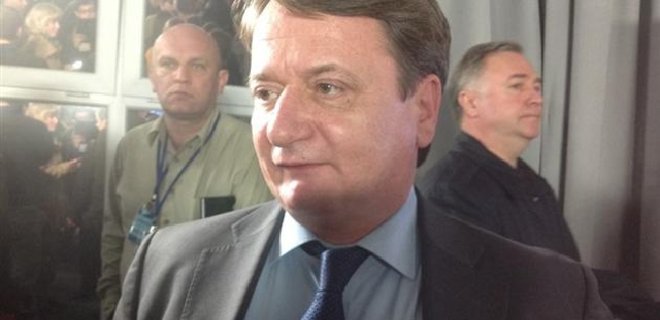 Евродепутату, признавшему аннексию Крыма, может грозить до 15 лет - Фото