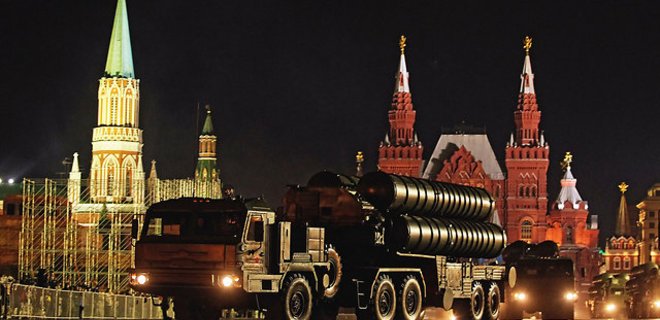 Путин отменил запрет на поставки Ирану зенитных комплексов С-300 - Фото
