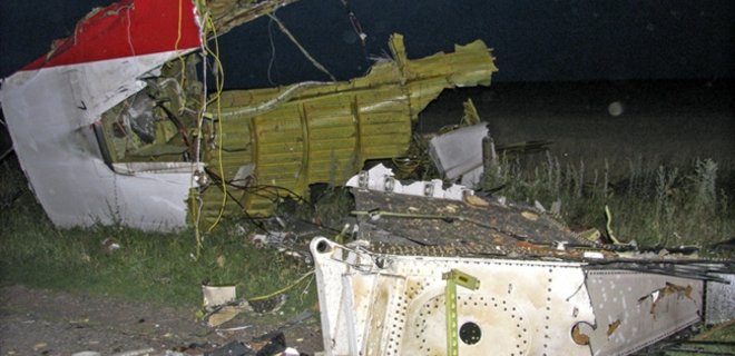 РФ выдает обломки сбитого MH17 за самолет ВСУ - эксперты - Фото