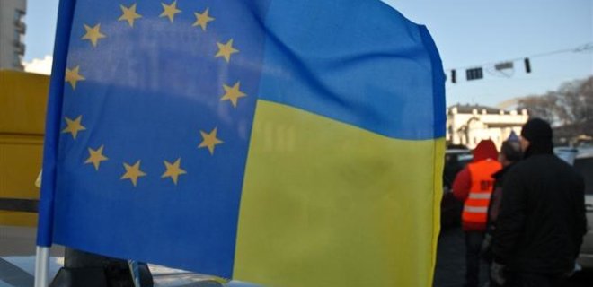 Более половины украинцев - за вступление в Евросоюз - опрос - Фото