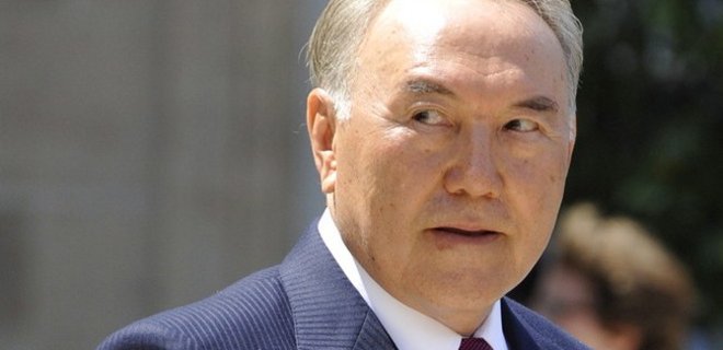 Назарбаев победил на выборах президента Казахстана - данные ЦИК - Фото