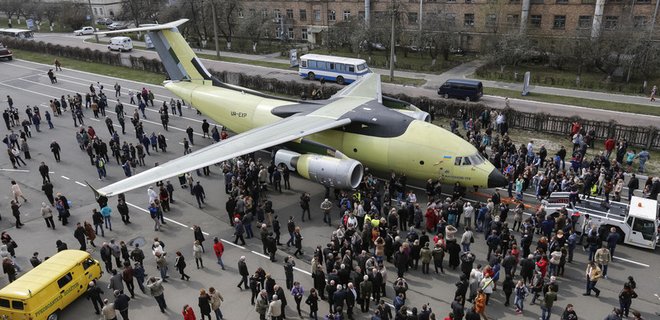 Украинский самолет Ан-178 презентуют на авиасалоне в Ле Бурже - Фото
