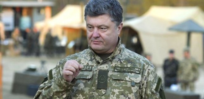 Украина должна быть в пятерке экспортеров оружия - Порошенко - Фото