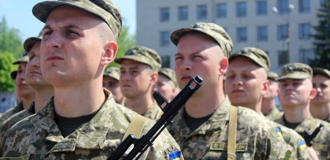 Рада собирается позволить легионерам служить в украинской армии - Фото