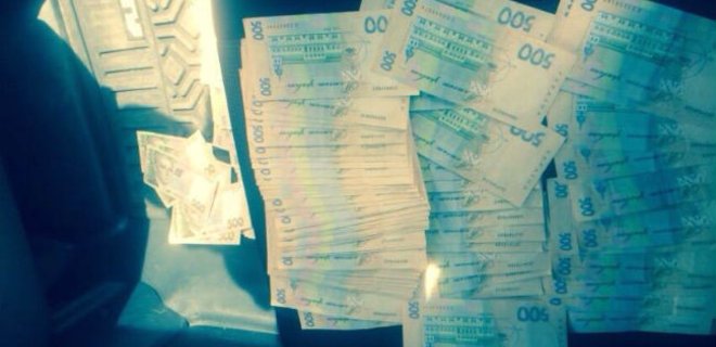Чиновник Минюста задержан с поличным по подозрению в коррупции - Фото