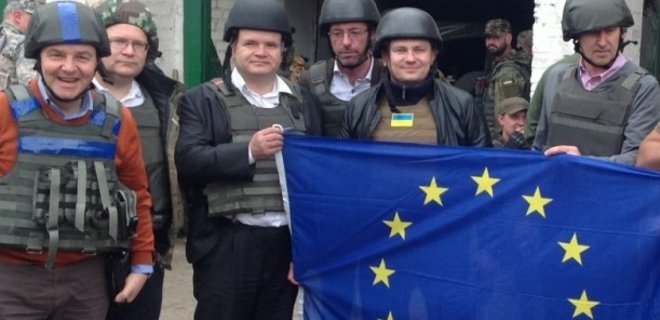 Евродепутаты после посещения Широкино потребуют усилить санкции - Фото