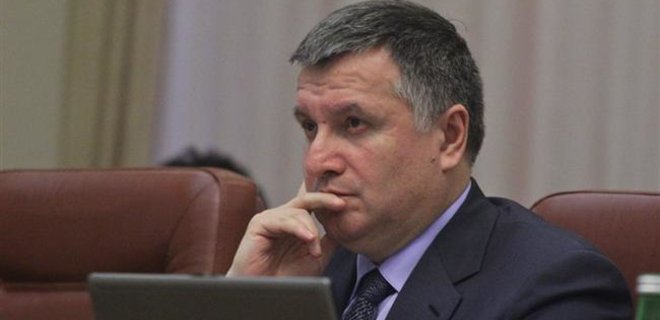 Аваков принял рапорт об увольнении и.о. начальника ГАИ Украины - Фото