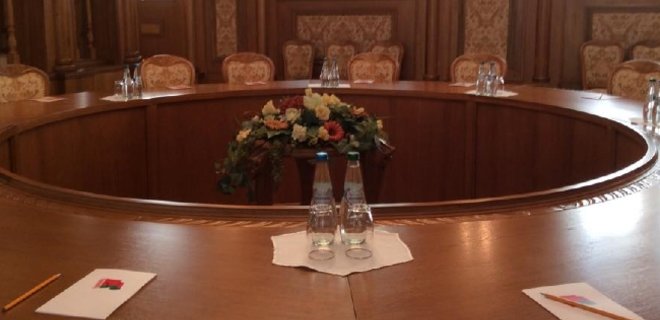 В Минске сегодня пройдет встреча контактной группы по Донбассу - Фото