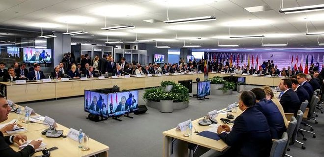 Саммит в Риге: Беларусь и Армения не признали аннексию Крыма - Фото