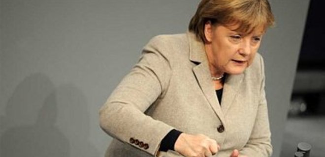 На канале Меркель в Instagram удаляют комментарии на кириллице  - Фото