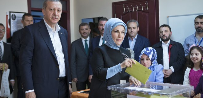 Выборы в Турции: Партия Эрдогана утратила большинство в Меджлисе - Фото