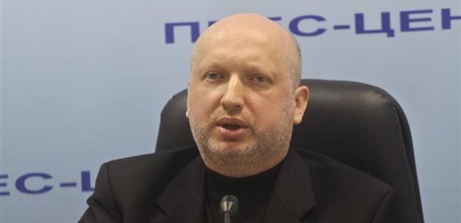Турчинов назвал причину увольнения Кихтенко - Фото