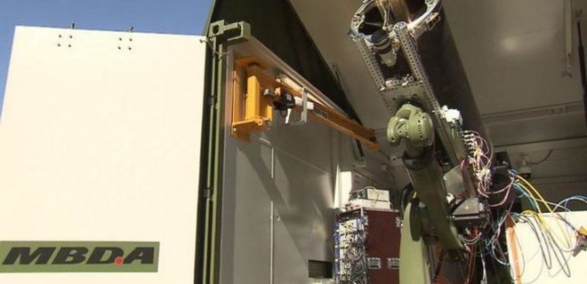 В Германии тестируют боевой лазер для защиты от дронов - Фото
