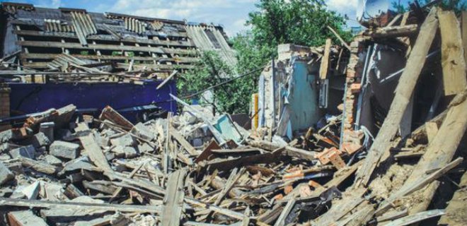 В Марьинском районе террористы разрушили тысячу частных домов - Фото