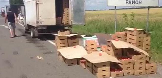 Задержаны грузовики для ДНР: преимущественно продукты и алкоголь - Фото
