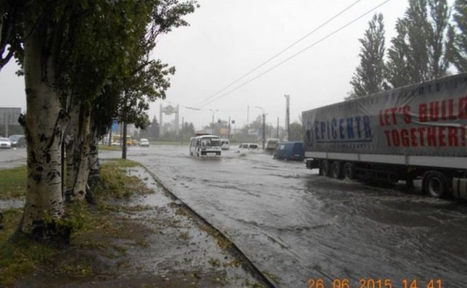 Ливень подтопил Черкассы: фото и видео последствий стихии