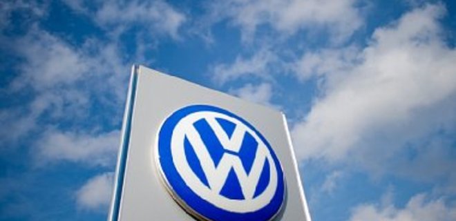 На заводе Volkswagen в Германии робот убил рабочего - Фото