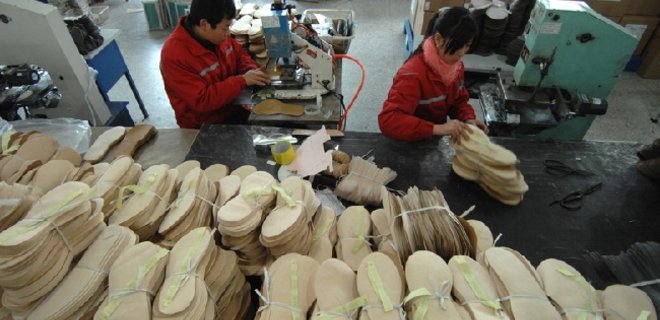 В Китае рухнула обувная фабрика: есть погибшие - Фото