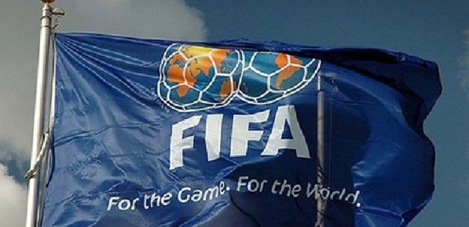Коррупция в ФИФА: влиятельный функционер отстранен от футбола - Фото