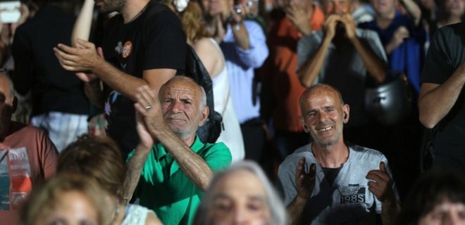 Большинство поляков против финансовой помощи Греции - опрос - Фото