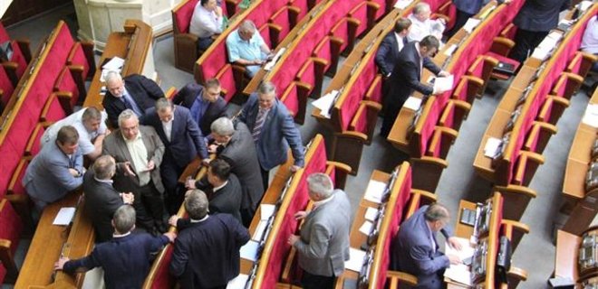 Верховная Рада приняла новый закон о местных выборах - Фото