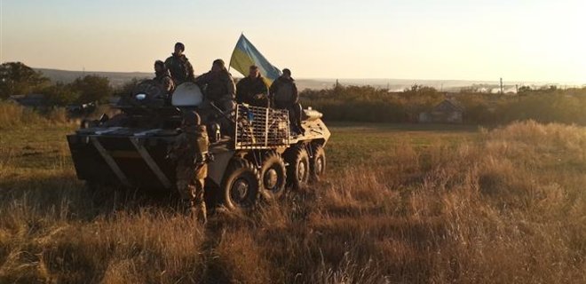 За сутки в Донбассе погибли восемь военных, 16 ранены - СНБО - Фото