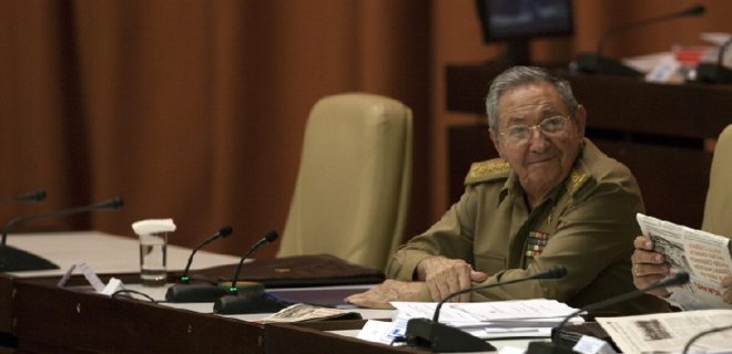 Рауль Кастро призвал США полностью отменить эмбарго - Фото