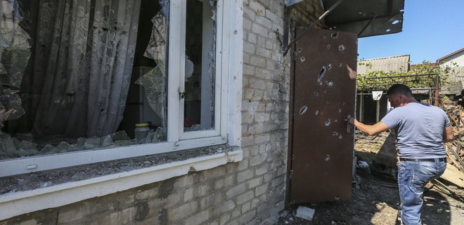 Террористы уничтожают Авдеевку из минометов и танков: 2 погибших - Фото