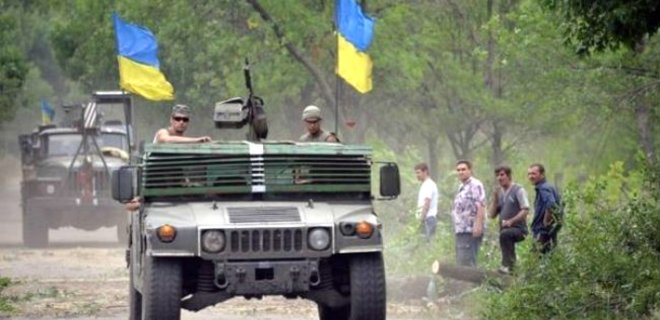 В Одессу доставили из США 100 армейских вездеходов Humvee: фото - Фото